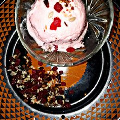 A picture of Pan Masala Jam Icecream.