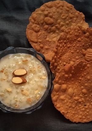 રાજગરાના લોટ ની પૂરી (Rajgara Four Poori Recipe In Gujarati) રેસીપી મુખ્ય ફોટો