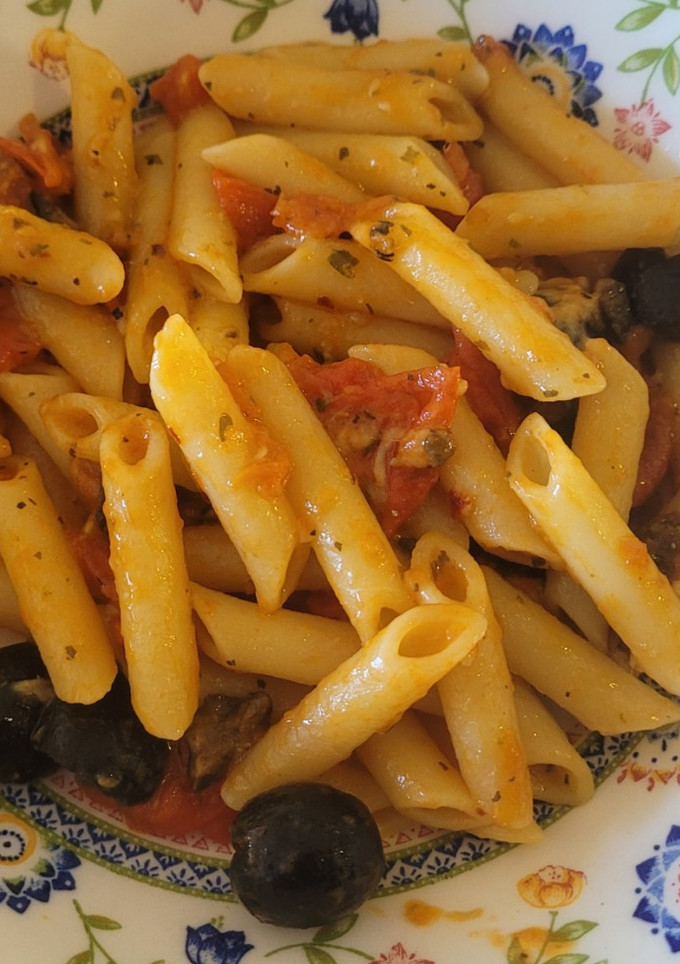 Una foto de Macarrones estilo a la Napolitana de Marisa