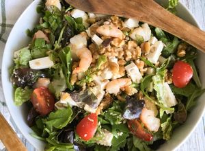 Foto de Salada de Camarão, Alface e Feta