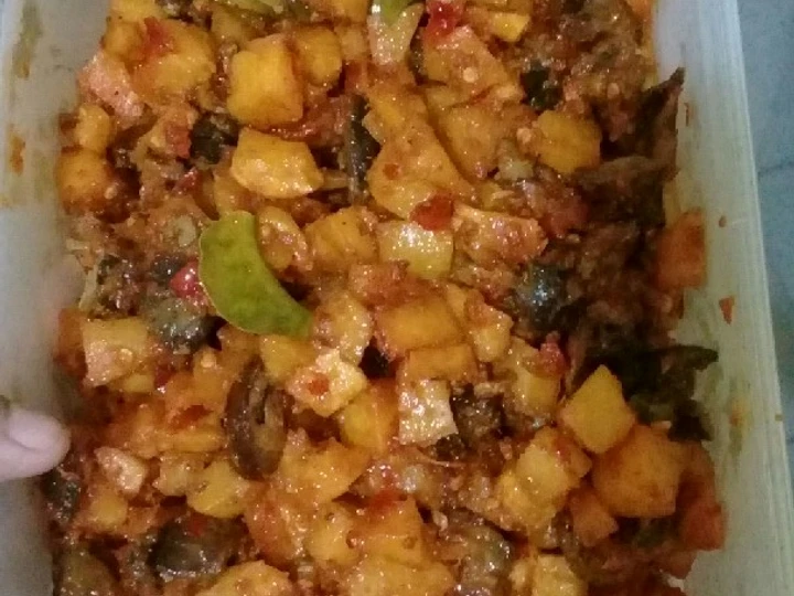 Cara Gampang Membikin Resep Sambel goreng kentang ati ayam yang Lezat Anti Ribet, Sempurna