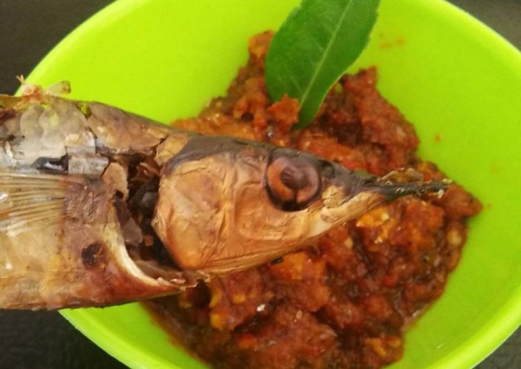 Sambal roa asap