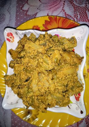 চিচিঙ্গা আলুর পোস্ত (chichinga aloor posto recipe in Bengali) রেসিপির প্রধান ছবি