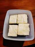 Banana Cake Lemon Frosting