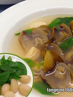 九層塔蒜頭蜆仔湯 *ez蚌殼湯3* 的食譜成品照片