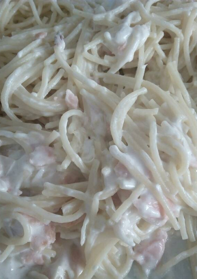 Una foto de Pasta con salmón ahumado (puede ser sin gluten)