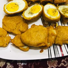 A picture of Egg burji, potatoes bhajiya # Ramzan special.
