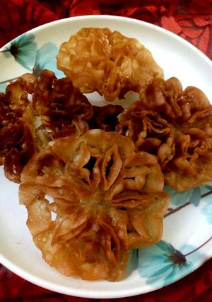রোজ কেক (rose cake recipe in Bengali) রেসিপির প্রধান ছবি