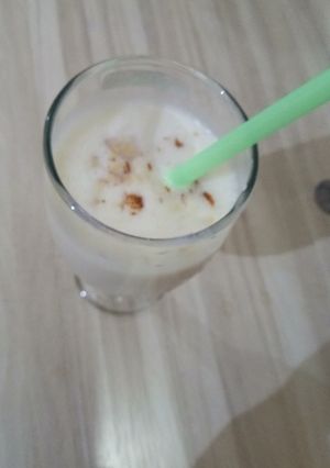 A picture of Coconut shake.