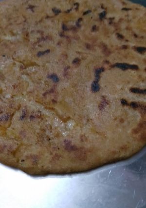 आलू का पराठा (aloo ka paratha recipe in Hindi) रेसिपी मुख्य फोटो