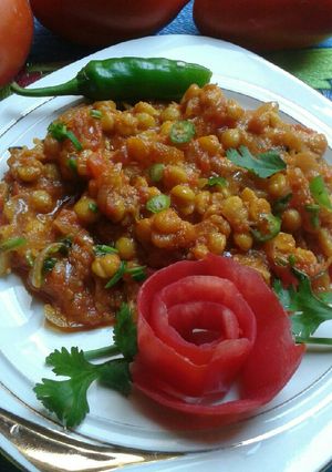 A picture of Brinjal with Daal channa.