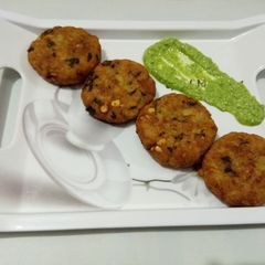 A picture of Potatoes & Rajgira croquettes.
