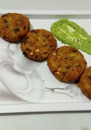 A picture of Potatoes & Rajgira croquettes.