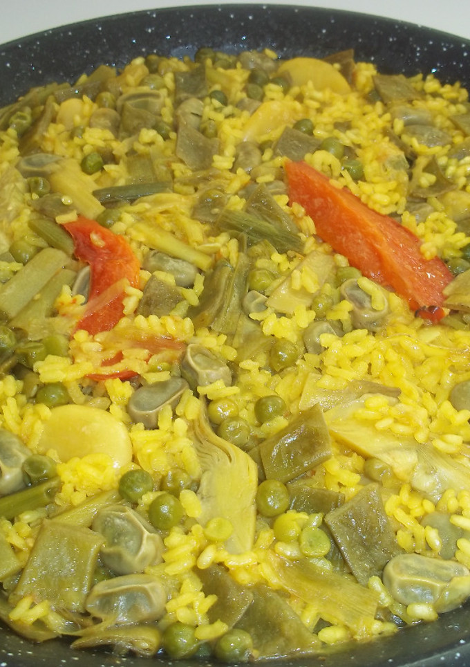 Una foto de Paella de verduras