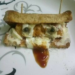 A picture of Nuggets sandwich.