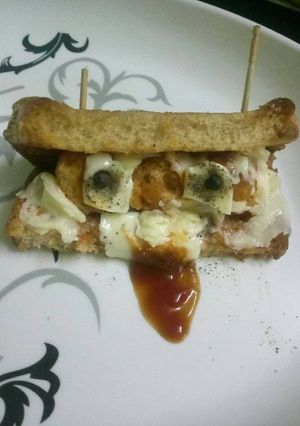 A picture of Nuggets sandwich.