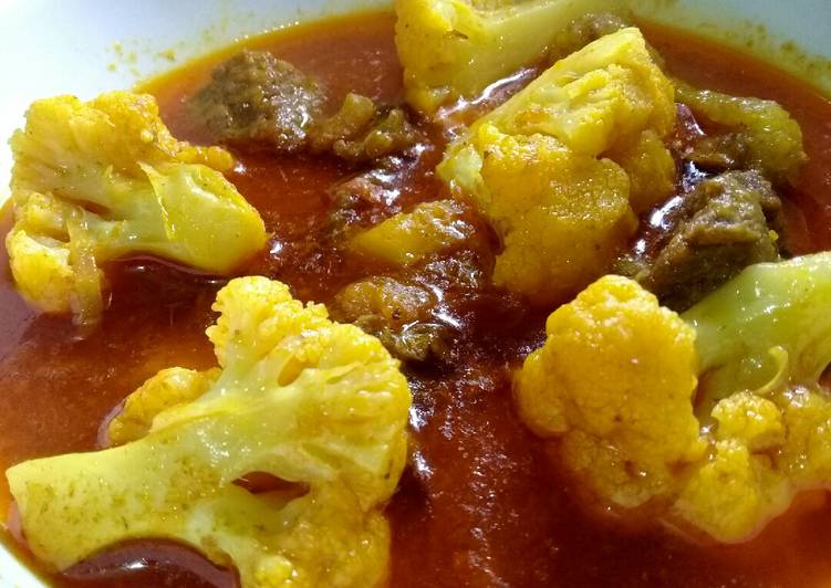 Recipe of Quick PhoolGobhi Gosht