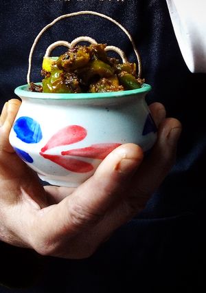 ক্যাপ্সিকাম আচার (capsicum achaar recipe in Bengali) রেসিপির প্রধান ছবি