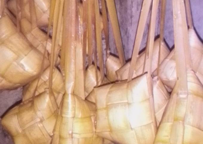 Resep: Resep memasak kuah kupat sederhana ala aku Simpel