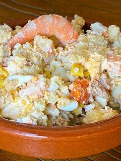 Una foto de Ensaladilla de langostinos