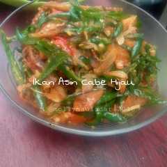 Ikan Asin Cabe Hijau রেসিপির প্রধান ছবি