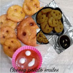 A picture of Cheesy potato smiles.