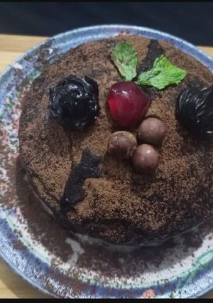 A picture of Dark Chocolate Cake.