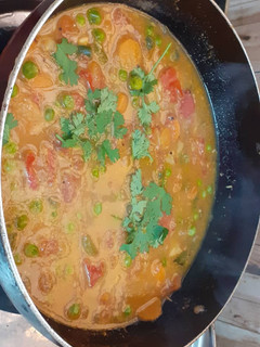 கலர்ஃபுல்லான காய்கறி குருமா. (veg kuruma recipe in Tamil) செய்முறை முக்கிய புகைப்படம்