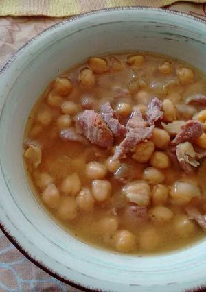 Una foto de Garbanzos árabes. ॐ