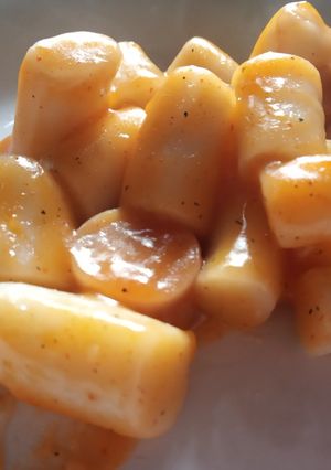Foto resep Toppoki (kue beras Korea) saus pedas manis ala Indonesia