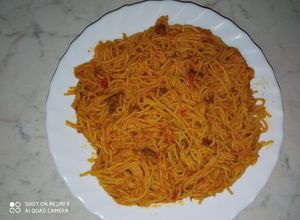 صورة لوصفة السباغيتي بالكفتة والجبن 😋👌
