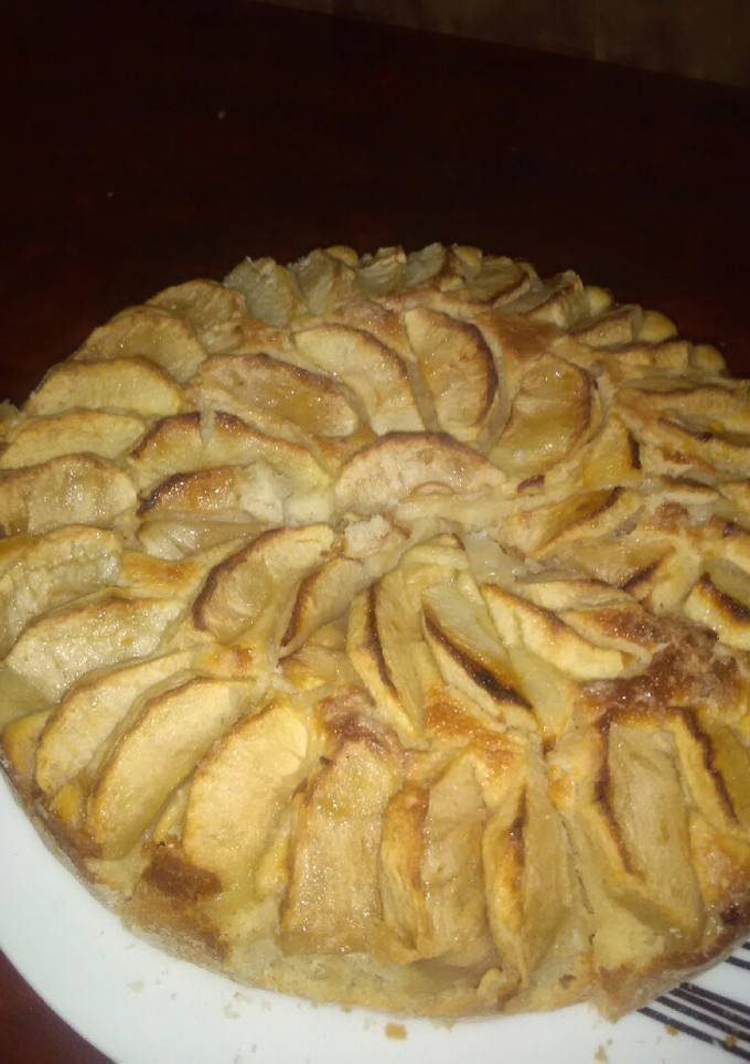 Una foto de Torta de manzana fácil y rápida