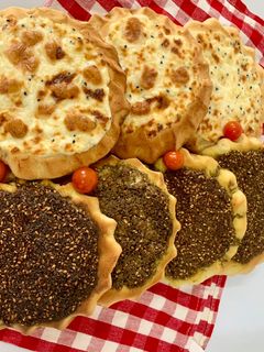 صورة لوصفة مناقيش زعتر وجبن