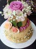 Kue tart susun mini (mini tiered cake)