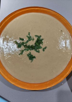 Una foto de Sopa de berenjena asada
