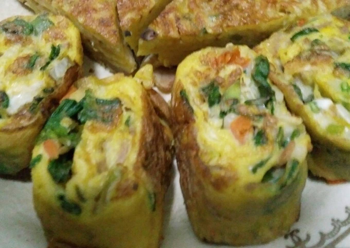 Roll Egg Special with Psophocarpus tetragonolobus