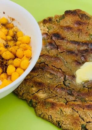 A picture of Missa Palak Parantha tandoori.