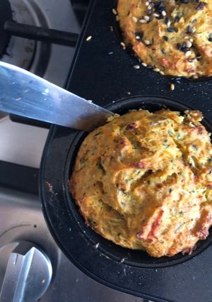 A picture of Quick & healthy meat muffins.