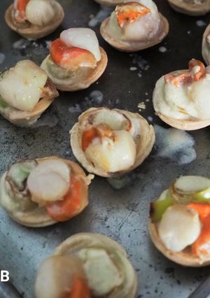 Une photo de Mini tartelette aux noix de St-Jacques et poireaux