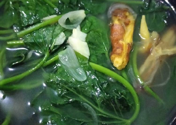 Bagaimana Menyiapkan Sayur bening daun ubi yang Menggugah Selera