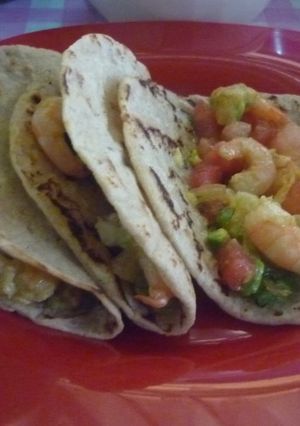 Una foto de Tacos tropicales a la sandía