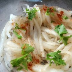 A picture of Raddish salad : korean recipe.