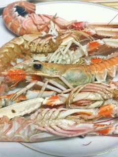Una foto de Cigalas a la plancha