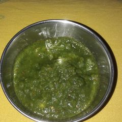 A picture of Chutney of coriander,apple and orange.