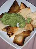 Pita Chips con Guacamole