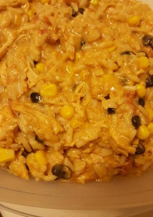 A picture of Southwest chicken and rice .
