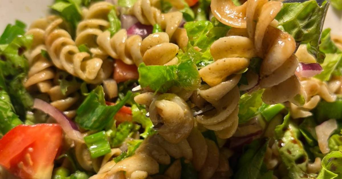 Ensalada de fideos con pesto genovese Receta de Marina Oronoz Cookpad