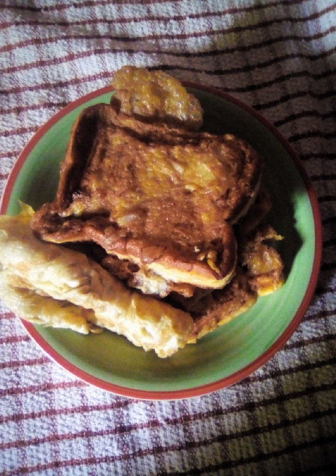 A picture of Egg and bread.