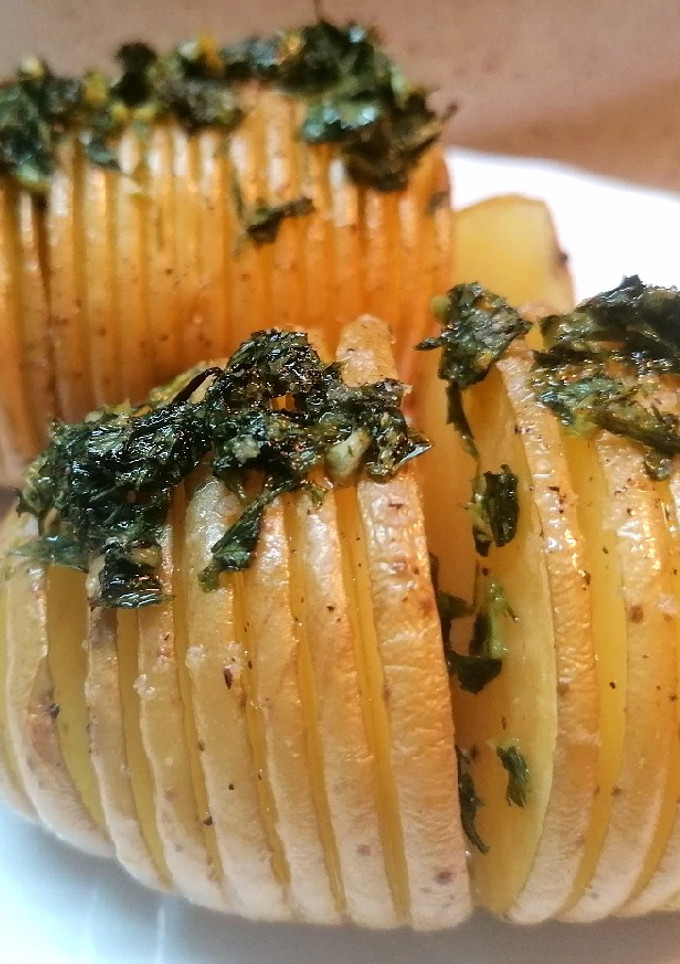 Una foto de Patatas hasselback