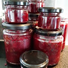 A picture of Beetroot chutney.